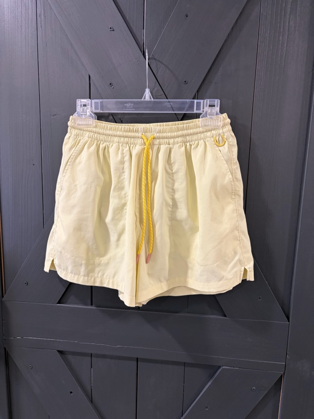 Outdoor Voices Women’s M SolarCool 3" Lined Shorts, Mellow Yellow
